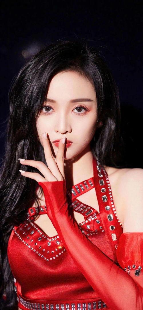 吴宣仪背景,从青春偶像到实力派歌手的蜕变之路